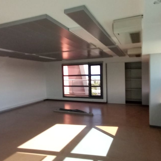  INDIANA IMMOBILIER : Local / Bureau | SAINT DENIS (97490) | 25 m2 | 777 € 