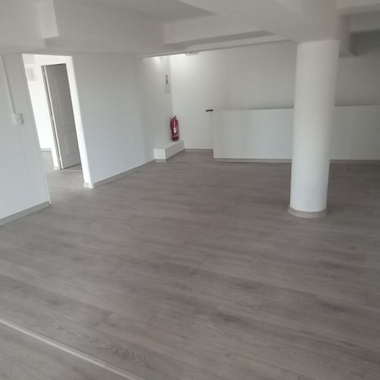  INDIANA IMMOBILIER : Local / Bureau | LA POSSESSION (97419) | 350 m2 | 3 500 € 