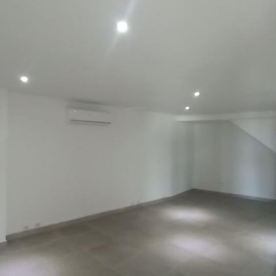  INDIANA IMMOBILIER : Local / Bureau | LA POSSESSION (97419) | 350 m2 | 3 500 € 