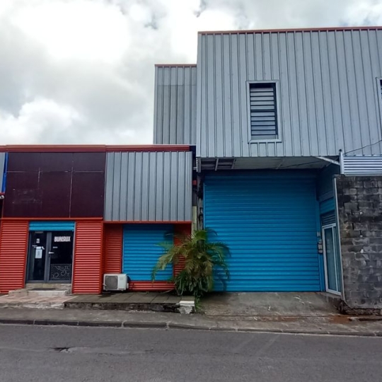INDIANA IMMOBILIER : Autres | SAINT-ANDRE (97440) | 180.00m2 | 1 800 € 