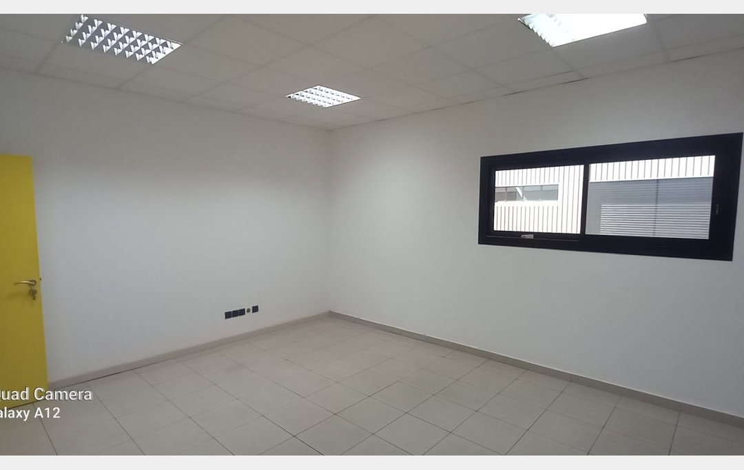 INDIANA IMMOBILIER : Local / Bureau | SAINT ANDRE (97440) | 60 m2 | 840 € 