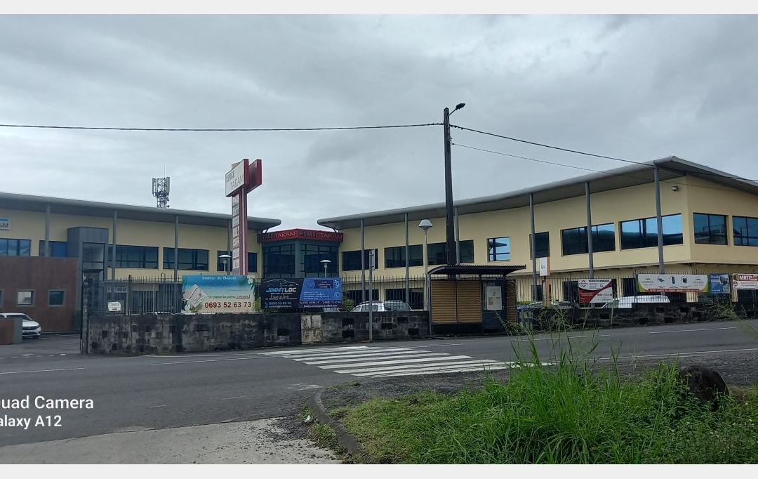INDIANA IMMOBILIER : Local / Bureau | SAINT-ANDRE (97440) | 70 m2 | 2 000 € 