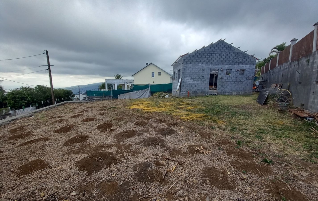 INDIANA IMMOBILIER : Terrain | BOIS-DE-NEFLES (97411) | 60 m2 | 209 000 € 